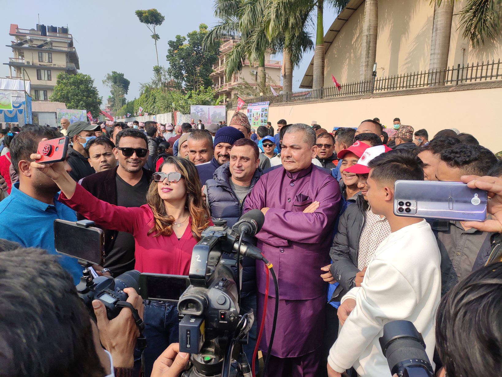 दुर्गा प्रसाईंले भने- जनसागर उर्लनुमा ओलीको मात्रै हैन, मेरो पनि हात छ